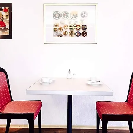 Imperial 3*
