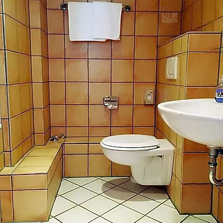 Imperial Hotel 3*